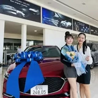 Hoạt động tư vấn và giao xe Mazda tại Bình Dương 1
