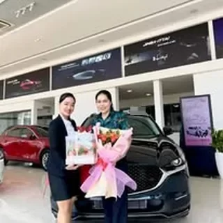 Hoạt động tư vấn và giao xe Mazda tại Bình Dương 3